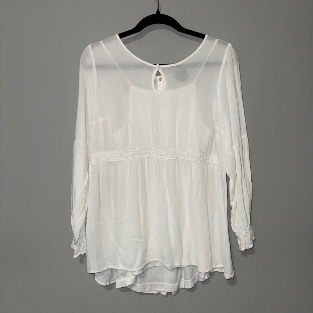 Torrid Outlander White Lace Empire Waist Button Back Blouse Top Size 0